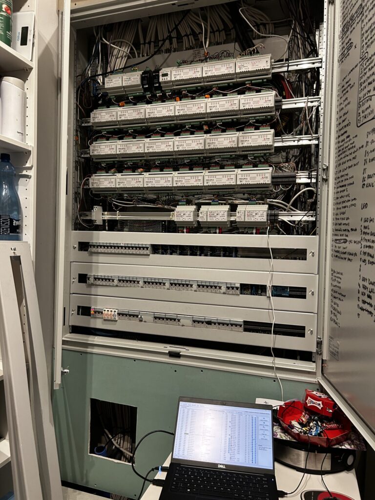 Rozdzielnia-z-Ampio-scaled